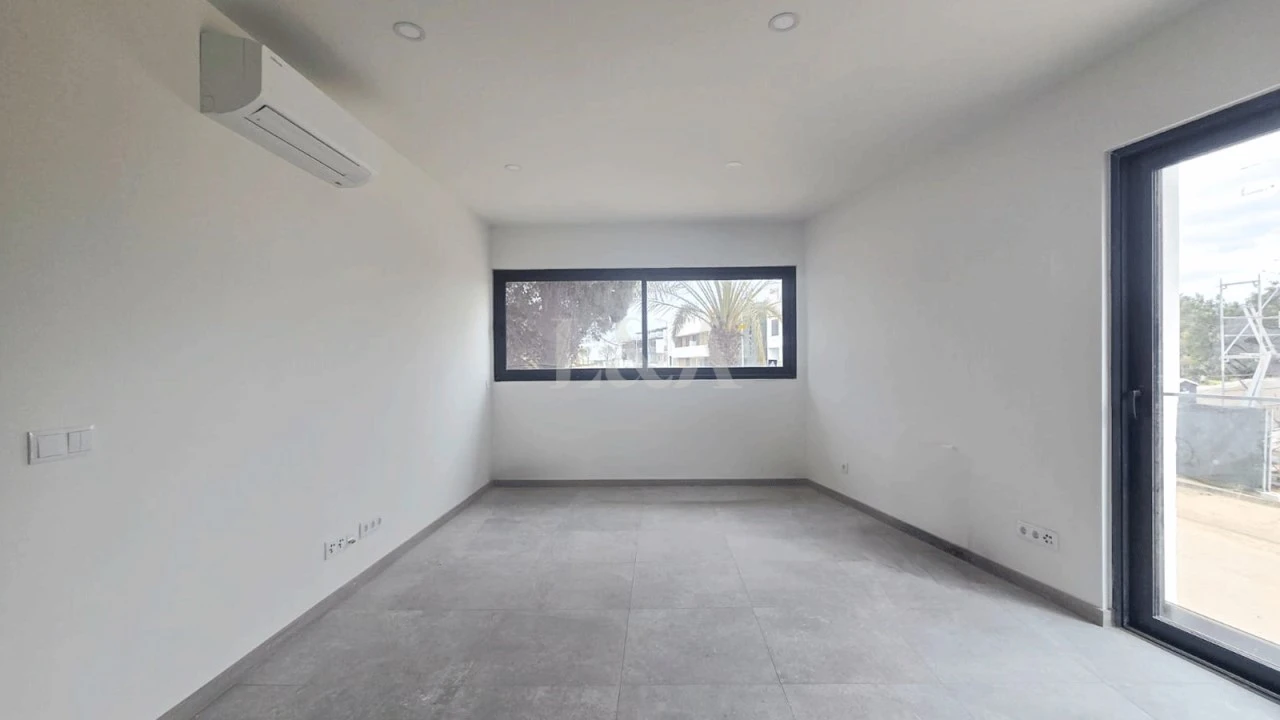 Apartamento T2 para Venda em Tavira (Santa Maria e Santiago) Foto 2