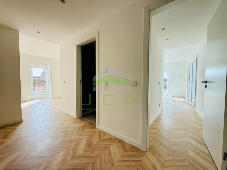 Apartamento T1 para Venda em Leiria, Pousos, Barreira e Cortes Foto 2