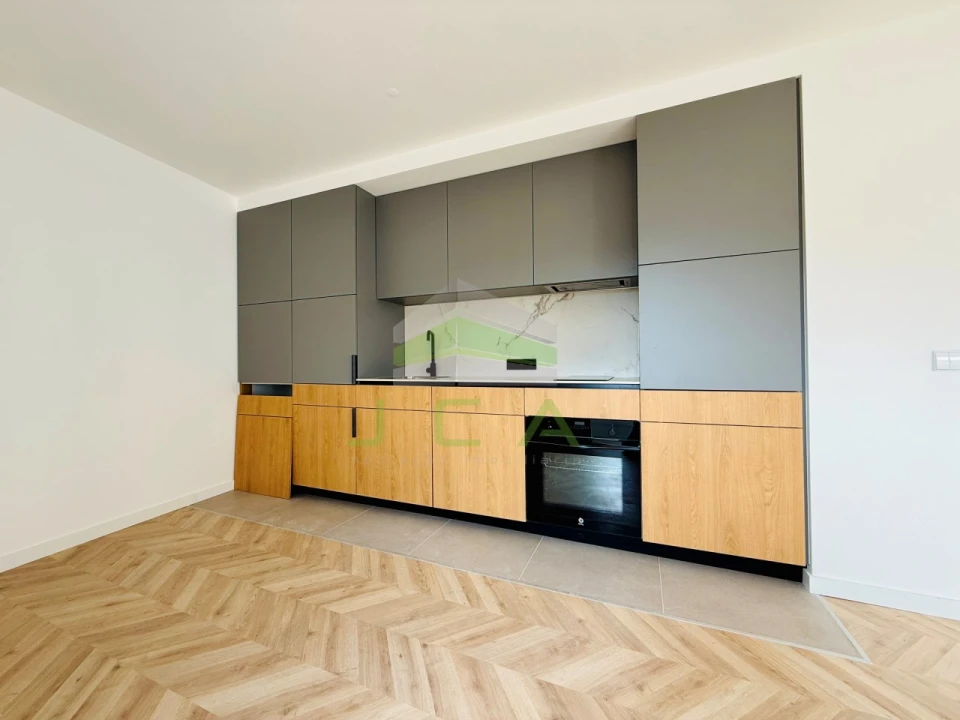 Apartamento T1 para Venda em Leiria, Pousos, Barreira e Cortes Foto 4