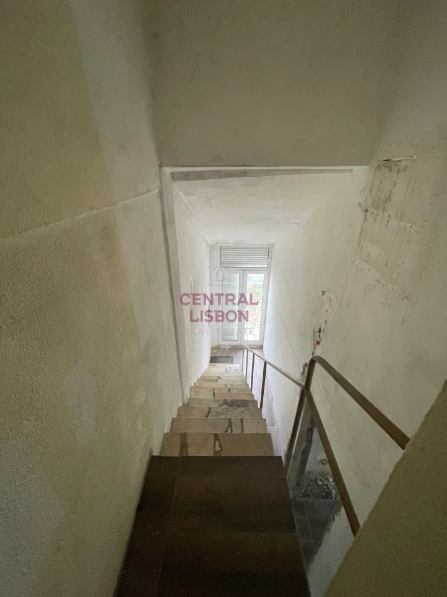 Moradia T3 para Venda em Sesimbra (Castelo) Foto 8