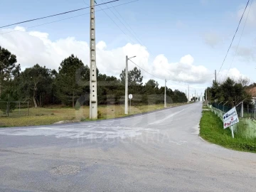 Terreno Comércio / Armazém para Venda em Salvaterra de Magos e Foros de Salvaterra