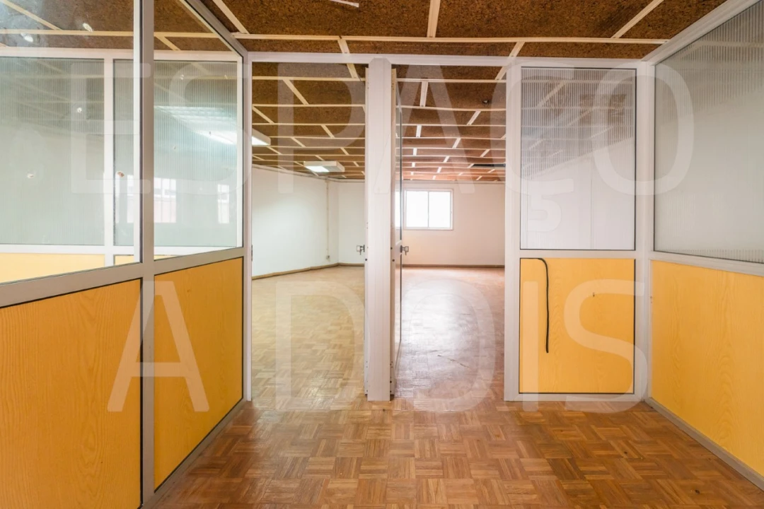 Armazém para Venda em Mina de Água Foto 39