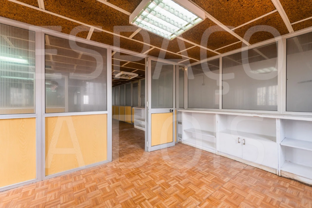 Armazém para Venda em Mina de Água Foto 48