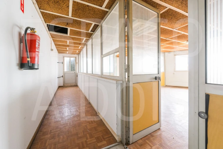 Armazém para Venda em Mina de Água Foto 25