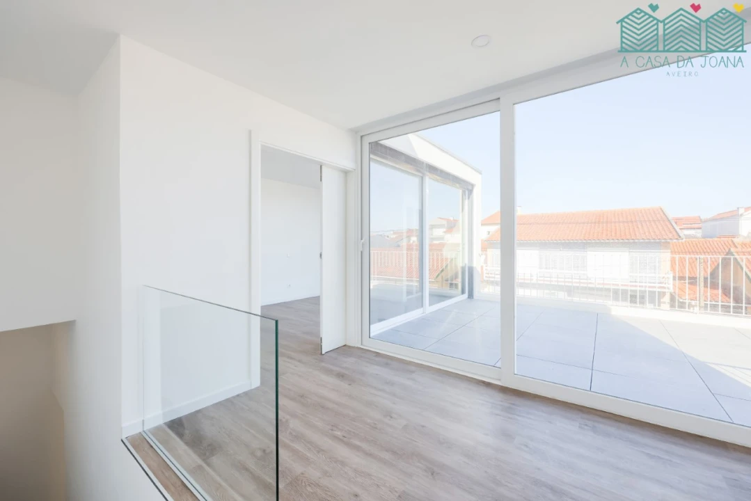 Apartamento T2 para Arrendamento em Gafanha da Encarnação Foto 24