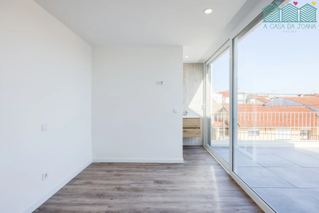 Apartamento T2 para Arrendamento em Gafanha da Encarnação Foto 30