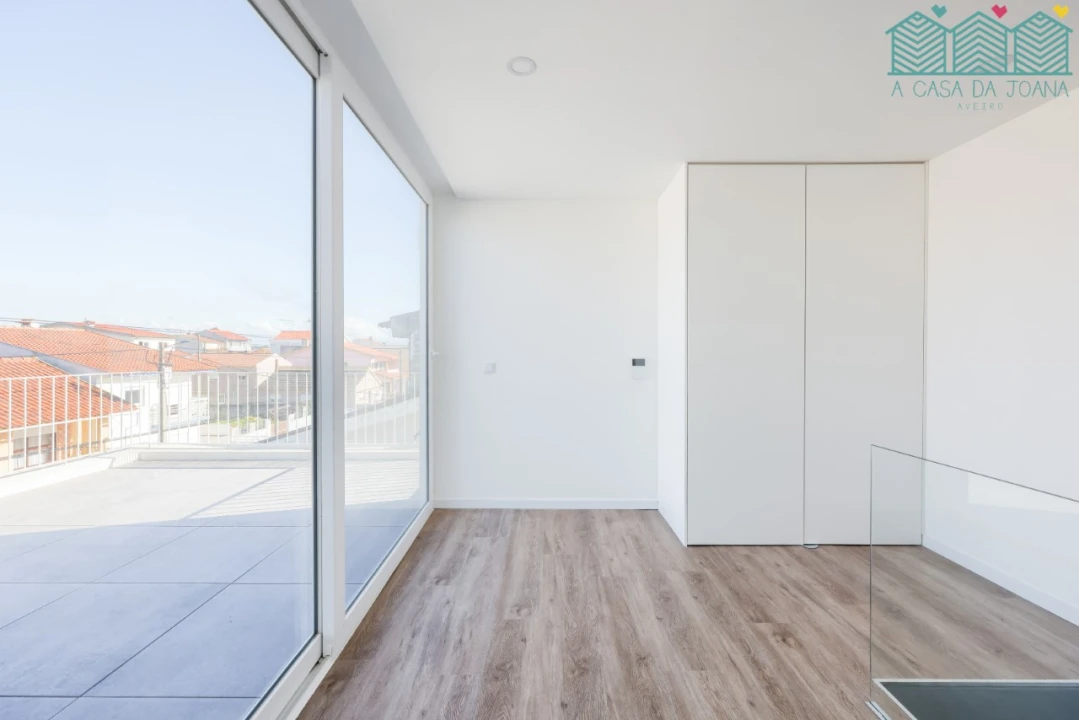 Apartamento T2 para Arrendamento em Gafanha da Encarnação Foto 34