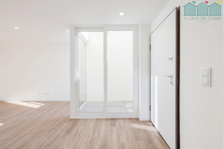 Apartamento T2 para Arrendamento em Gafanha da Encarnação Foto 12