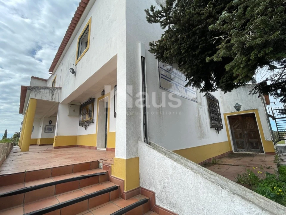 Moradia T7 para Venda em Terrugem e Vila Boim Foto 2