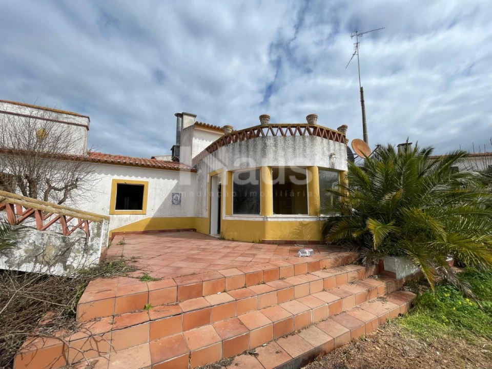 Moradia T7 para Venda em Terrugem e Vila Boim Foto 6