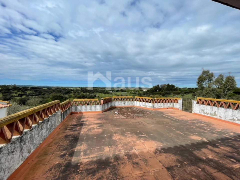 Moradia T7 para Venda em Terrugem e Vila Boim Foto 18