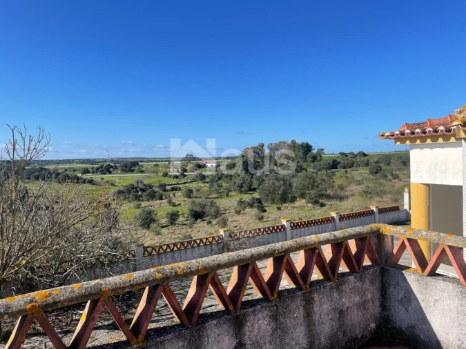 Moradia T7 para Venda em Terrugem e Vila Boim Foto 12