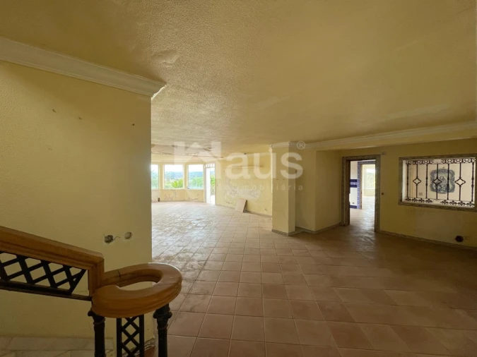 Moradia T7 para Venda em Terrugem e Vila Boim Foto 21