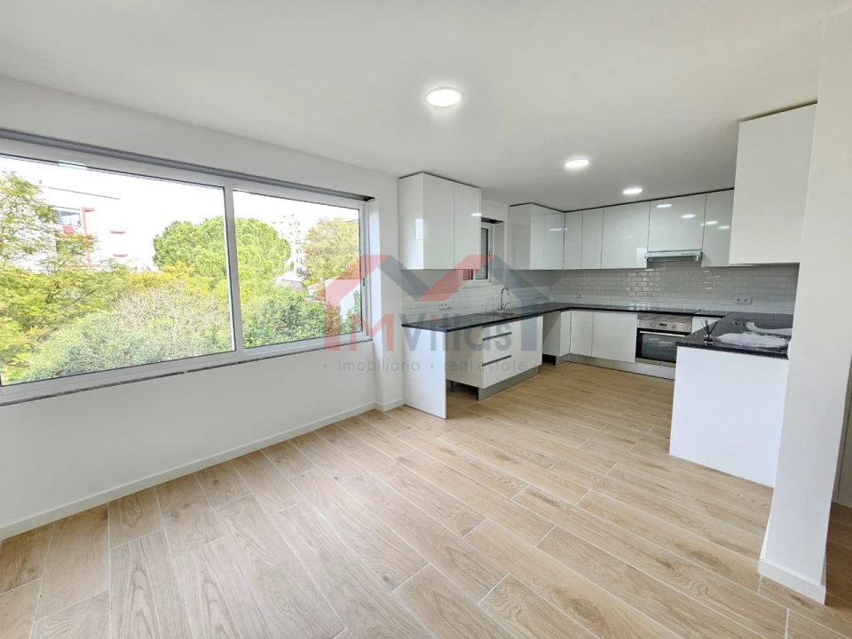 Apartamento T3 para Venda em Loule (São Clemente) Foto 1