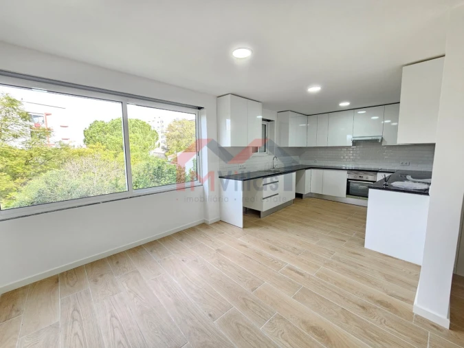 Apartamento T3 para Venda em Loule (São Clemente)