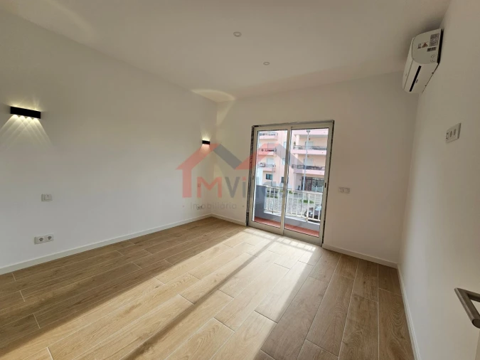 Apartamento T3 para Venda em Loule (São Clemente) Foto 11