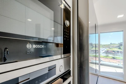 Apartamento T2 para Venda em Oeiras e São Julião da Barra, Paço de Arcos e Caxias