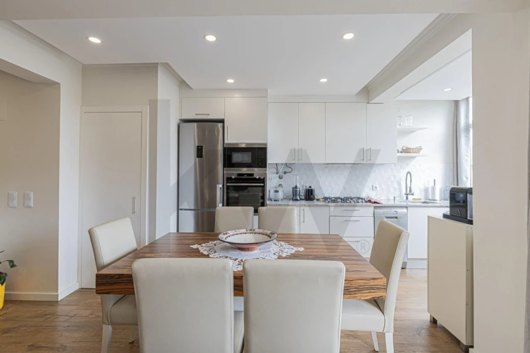 Apartamento T2 para Venda em Algés, Linda-A-Velha e Cruz Quebrada-Dafundo Foto 13