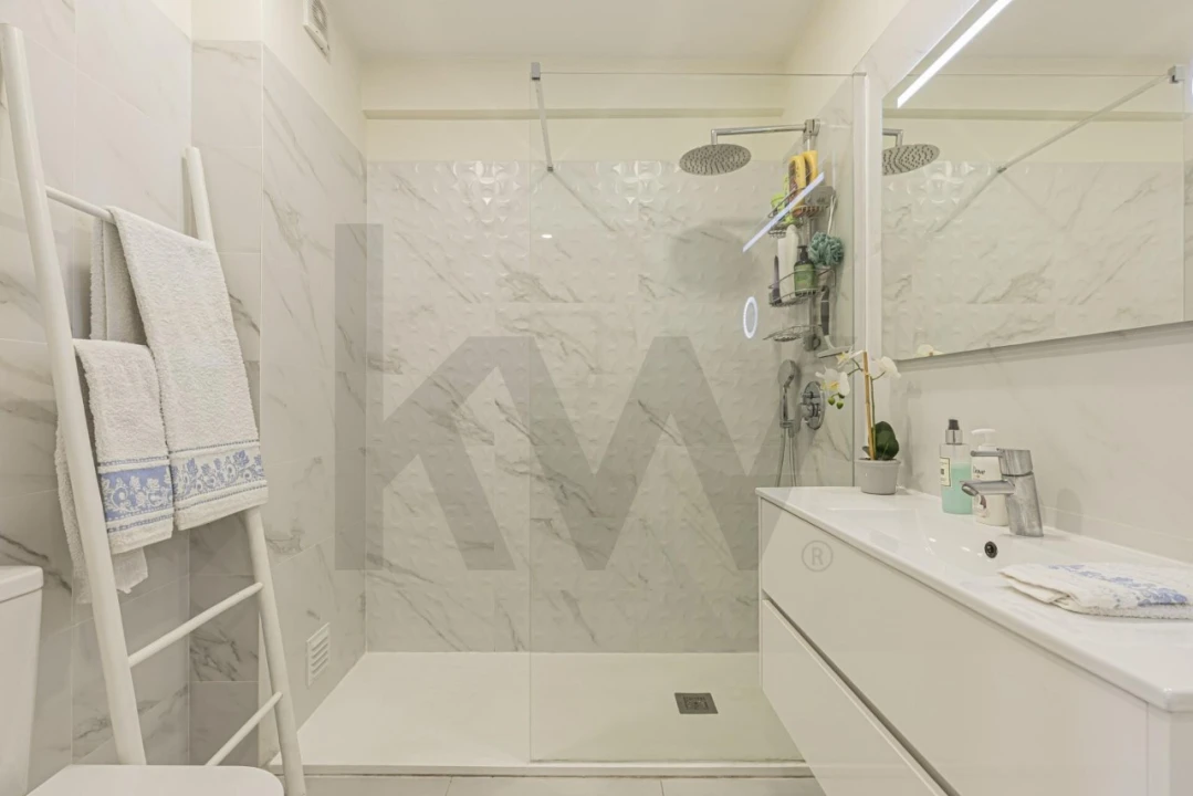 Apartamento T2 para Venda em Algés, Linda-A-Velha e Cruz Quebrada-Dafundo Foto 15