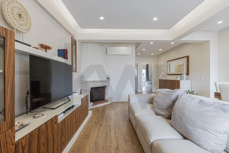 Apartamento T2 para Venda em Algés, Linda-A-Velha e Cruz Quebrada-Dafundo Foto 5