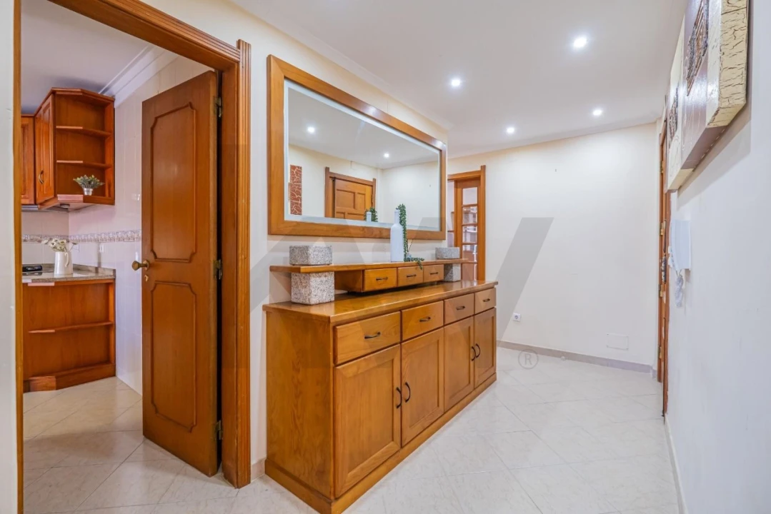Apartamento T3 para Venda em Almada, Cova da Piedade, Pragal e Cacilhas Foto 13