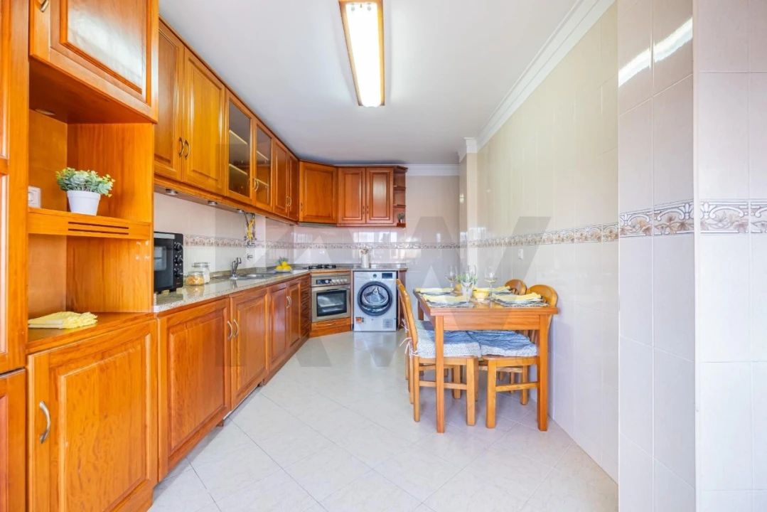 Apartamento T3 para Venda em Almada, Cova da Piedade, Pragal e Cacilhas Foto 43
