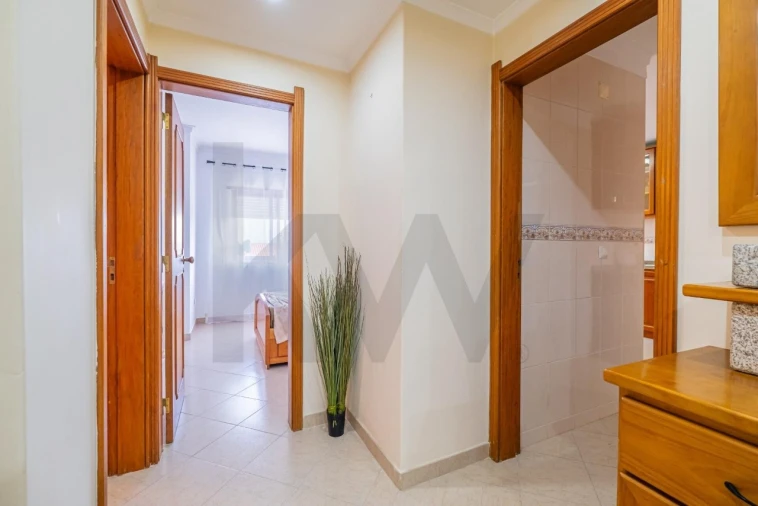 Apartamento T3 para Venda em Almada, Cova da Piedade, Pragal e Cacilhas Foto 15