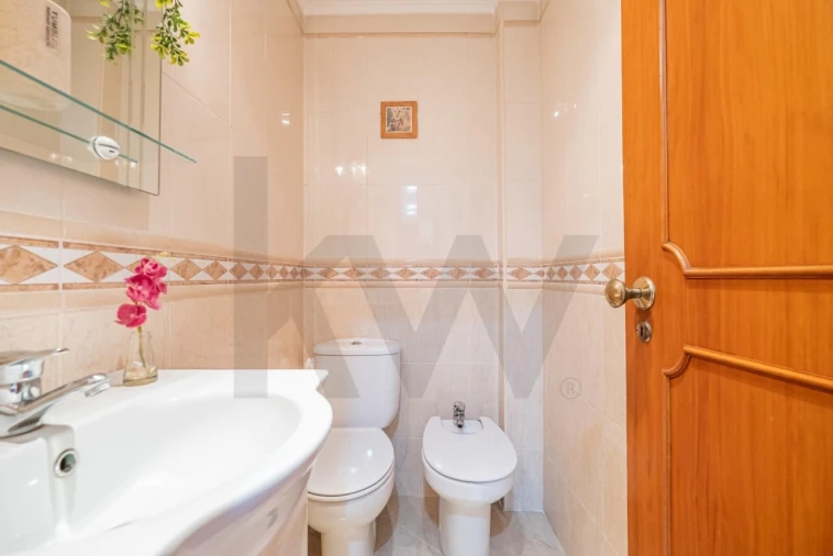 Apartamento T3 para Venda em Almada, Cova da Piedade, Pragal e Cacilhas Foto 29