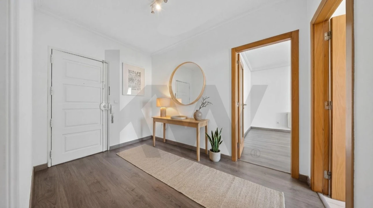 Apartamento T2 para Venda em Odivelas Foto 1