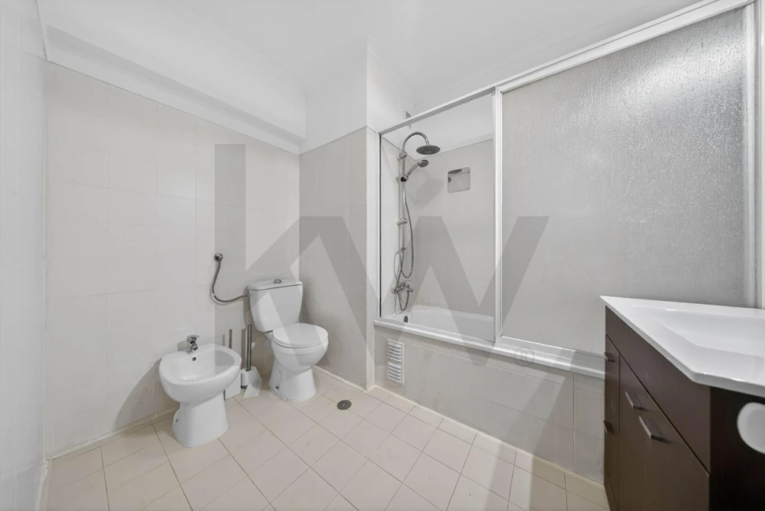 Apartamento T2 para Venda em Odivelas Foto 20