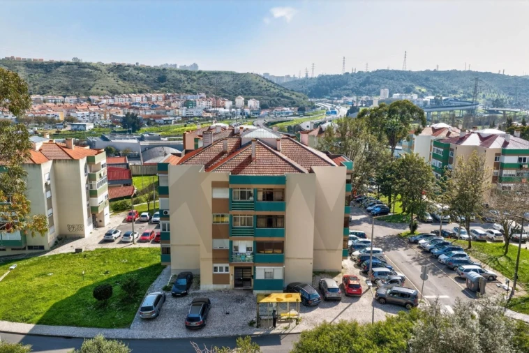 Apartamento T2 para Venda em Odivelas Foto 24