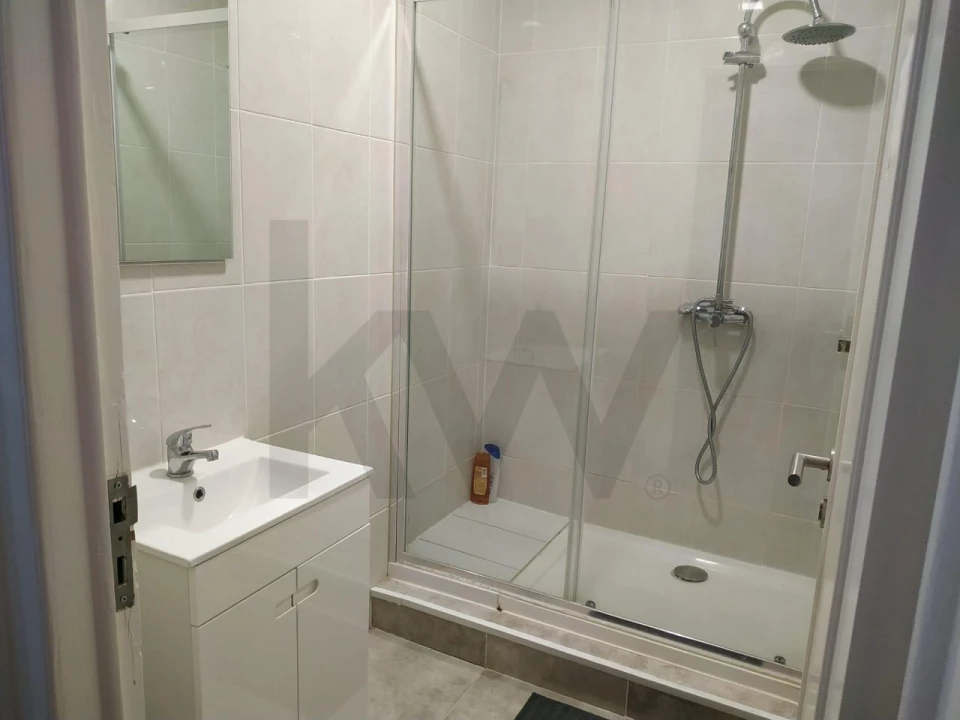 Apartamento T9 para Venda em Santo António Foto 12
