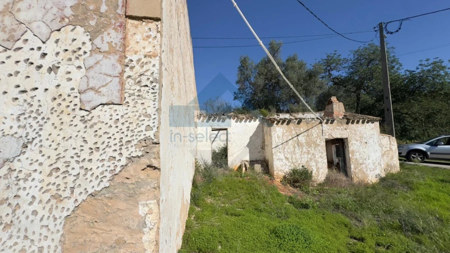 Moradia T2 para Venda em Loule (São Sebastião) Foto 4