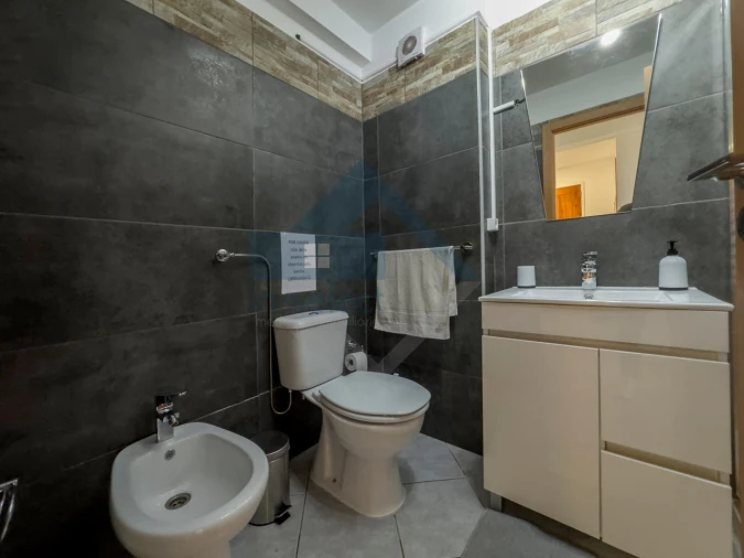 Apartamento T2 para Venda em Quelfes Foto 20
