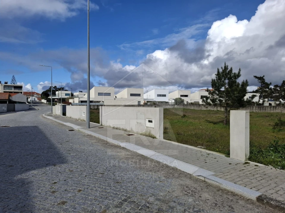 Terreno para Venda em Apúlia e Fão Foto 3