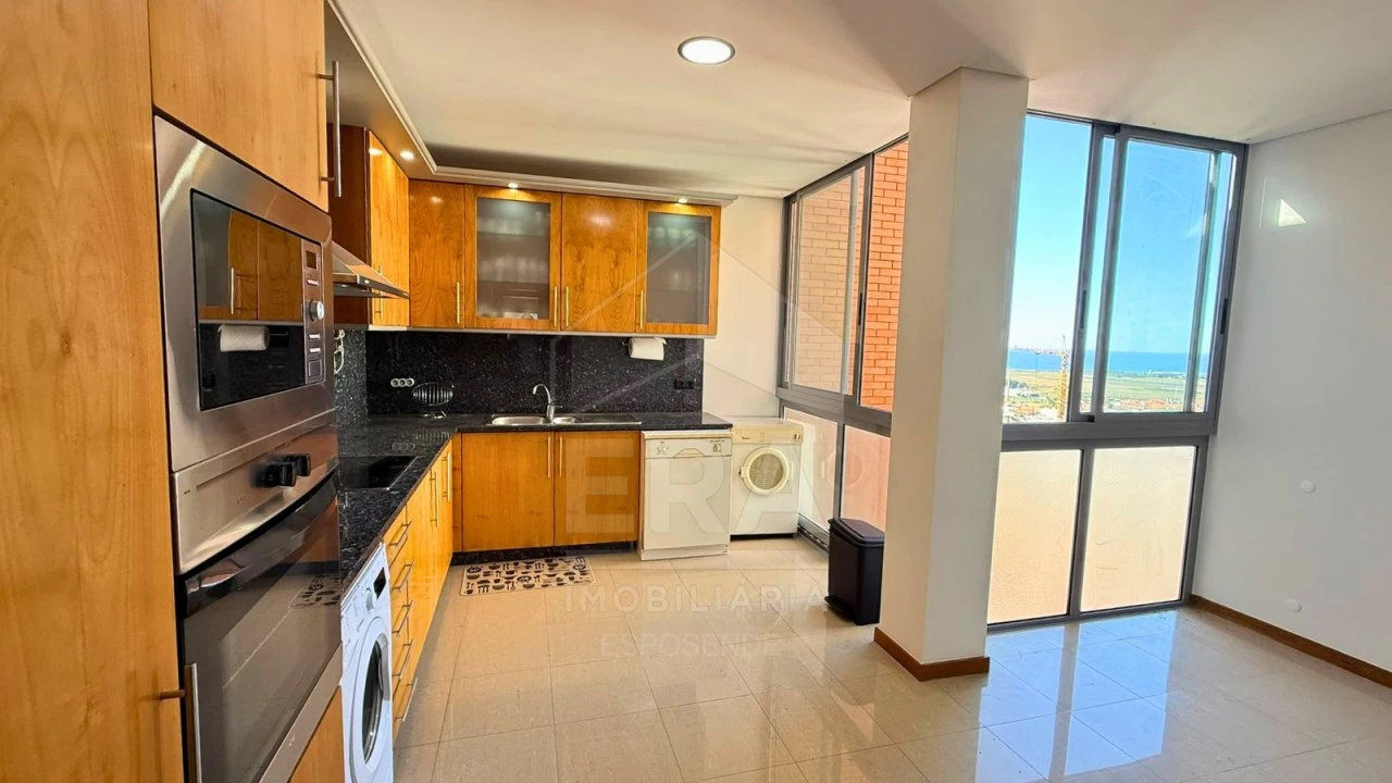Apartamento T3 para Venda em Areosa Foto 5