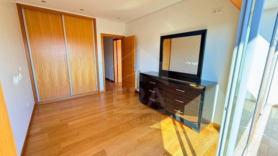 Apartamento T3 para Venda em Areosa Foto 11