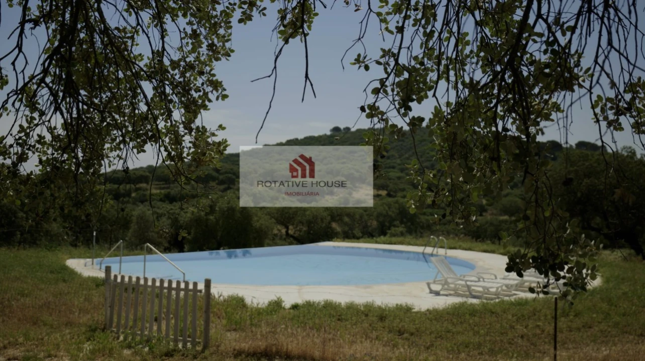 Quinta T3 para Venda em Assunção, Ajuda, Salvador e Santo Ildefonso Foto 21