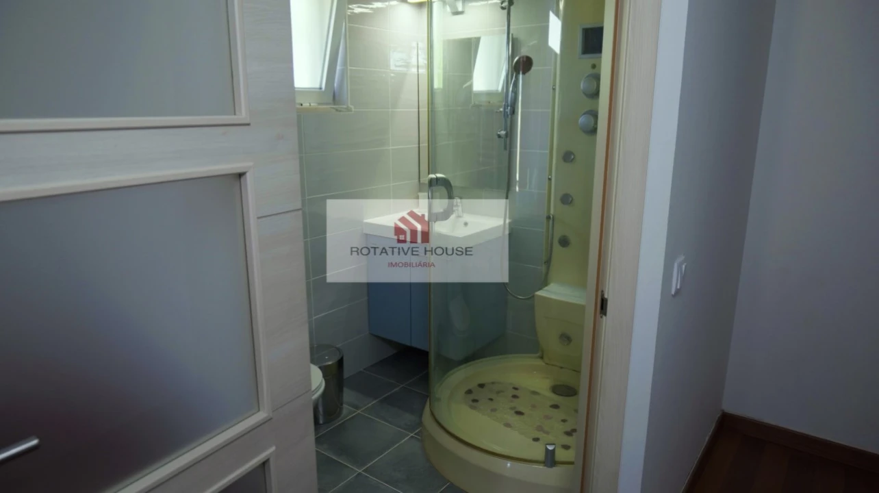 Quinta T3 para Venda em Assunção, Ajuda, Salvador e Santo Ildefonso Foto 31