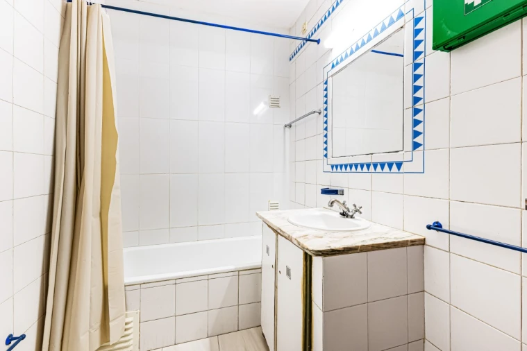 Apartamento T1 para Venda em Portimão Foto 7