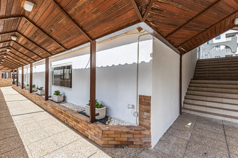 Apartamento T1 para Venda em Portimão Foto 13