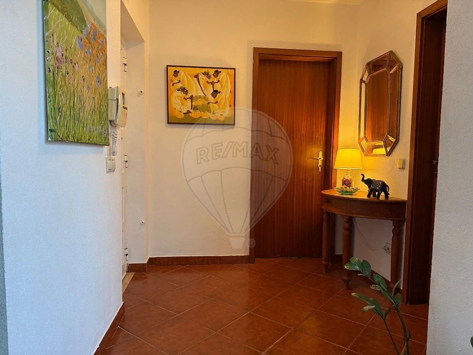 Moradia T4 para Venda em Loule (São Sebastião) Foto 28