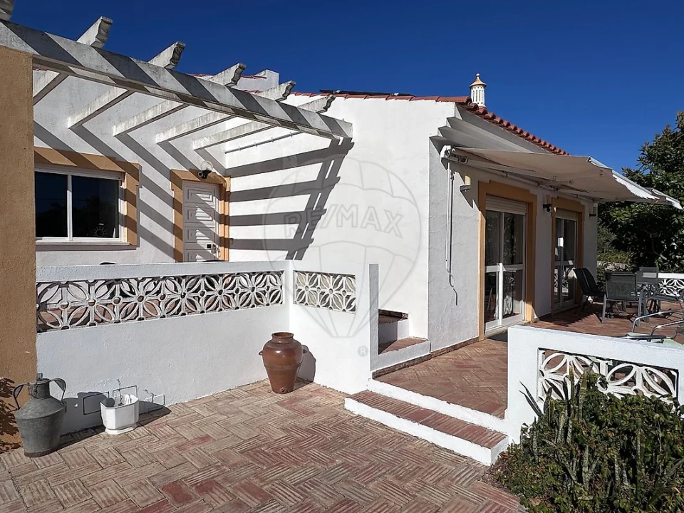 Moradia T4 para Venda em Loule (São Sebastião) Foto 23