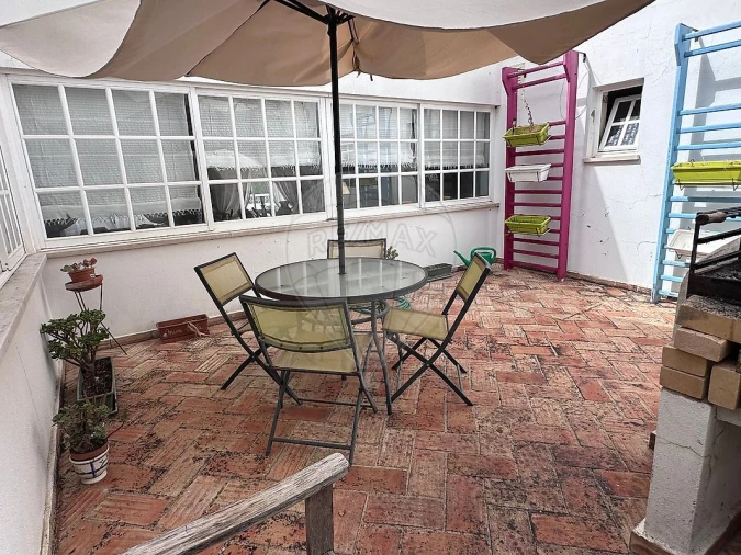 Moradia T4 para Venda em Loule (São Sebastião) Foto 44