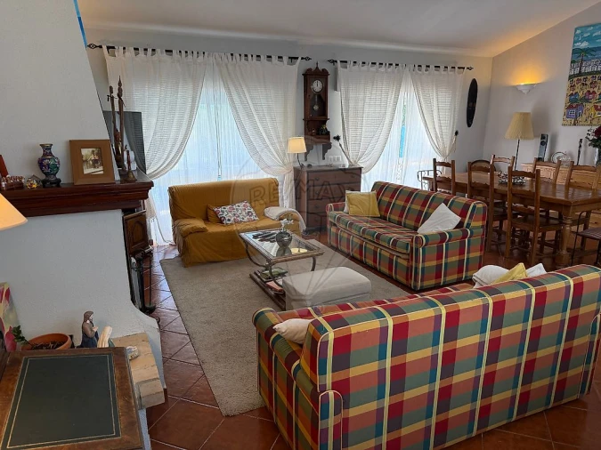 Moradia T4 para Venda em Loule (São Sebastião) Foto 47