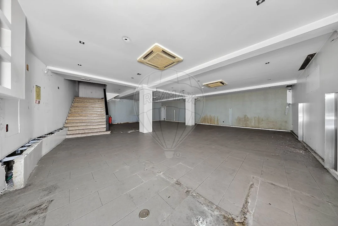 Loja para Venda em Arroios Foto 24