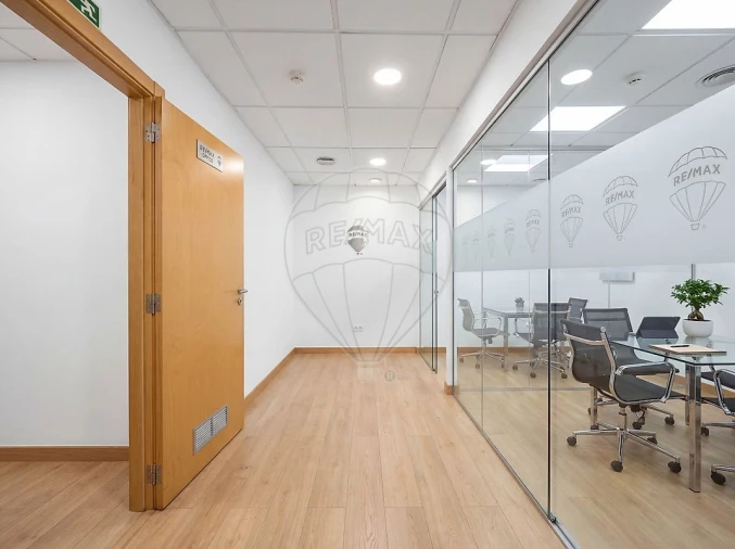 Loja para Venda em Arroios Foto 36