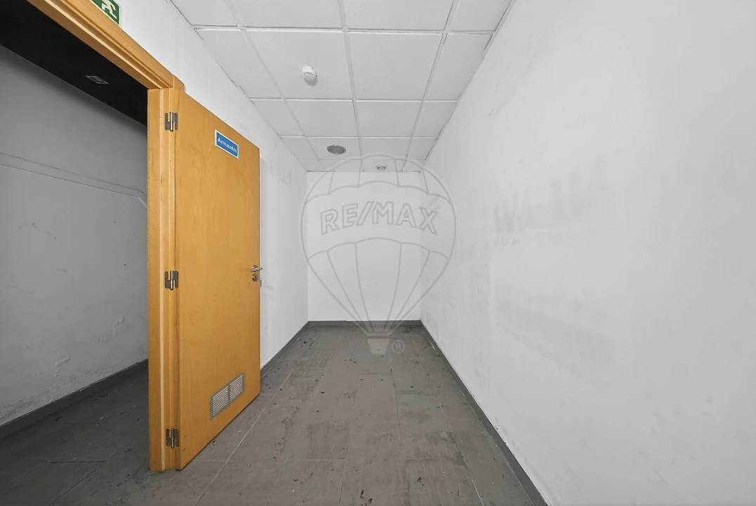 Loja para Venda em Arroios Foto 29