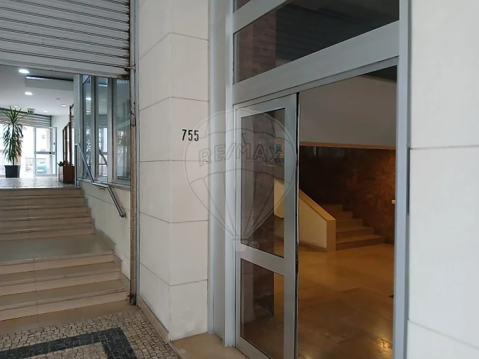 Escritório para Arrendamento em Mafamude e Vilar do Paraíso Foto 10