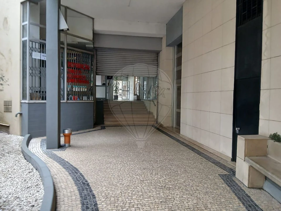 Escritório para Arrendamento em Mafamude e Vilar do Paraíso Foto 15